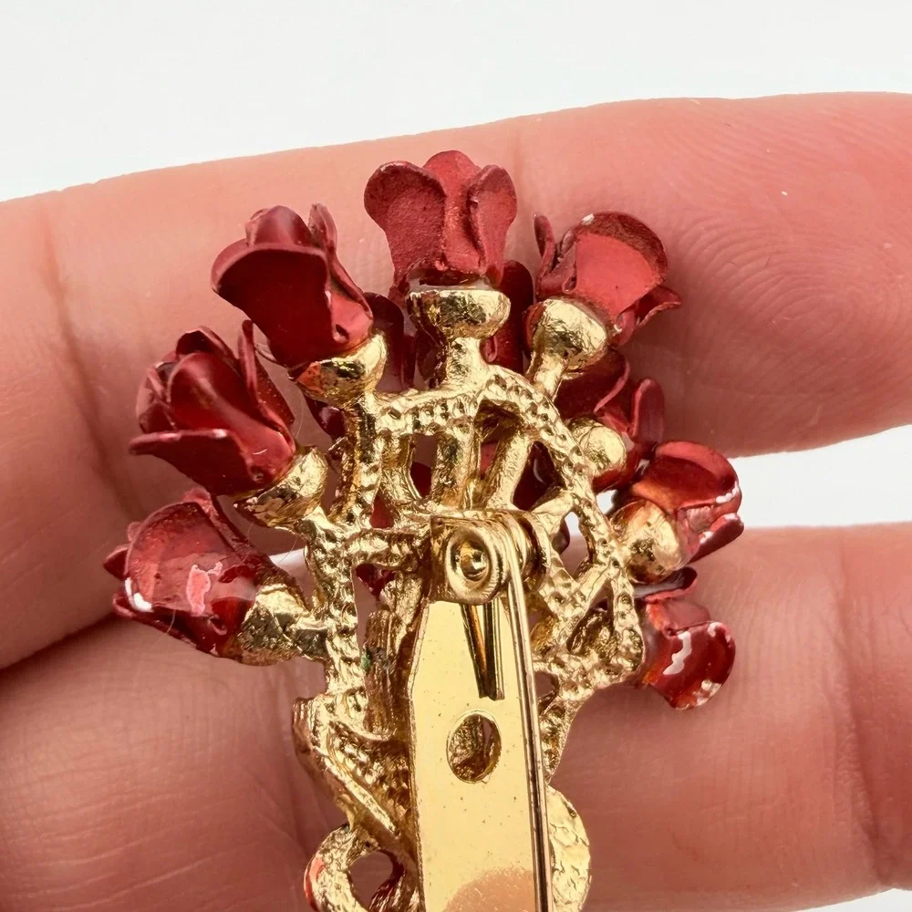 Rose Bouquet Brooch‎ Red Good Enamel Floral Gold Tone Pin